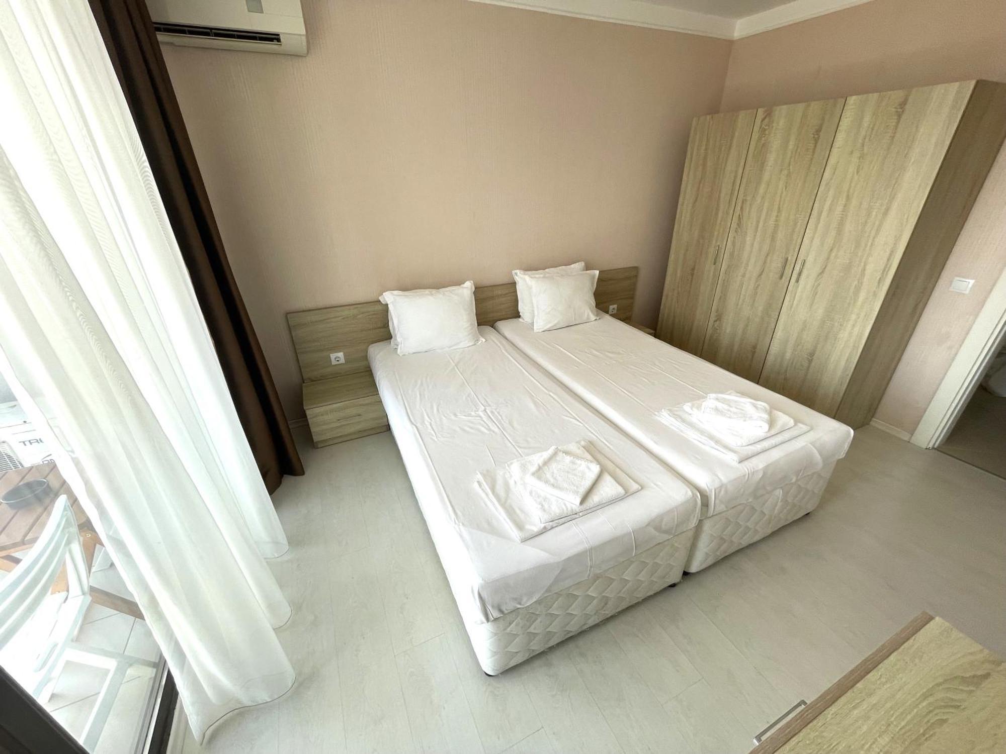 Stamopolu Lux Ground Floor Hotel Primorsko Exterior photo